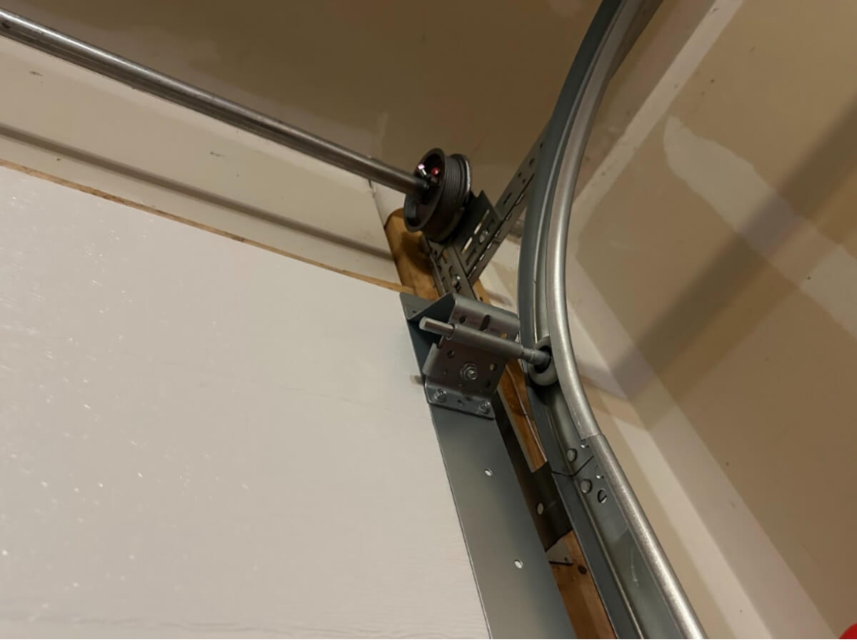 fixing garage door cables