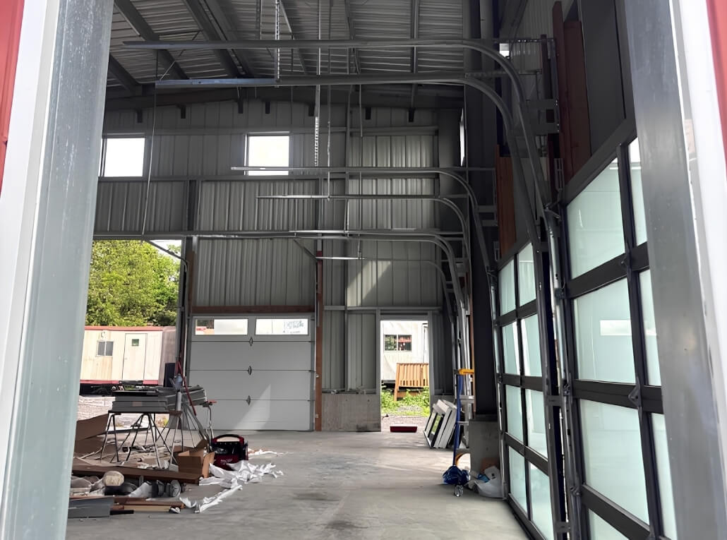 repairing commercial garage doors